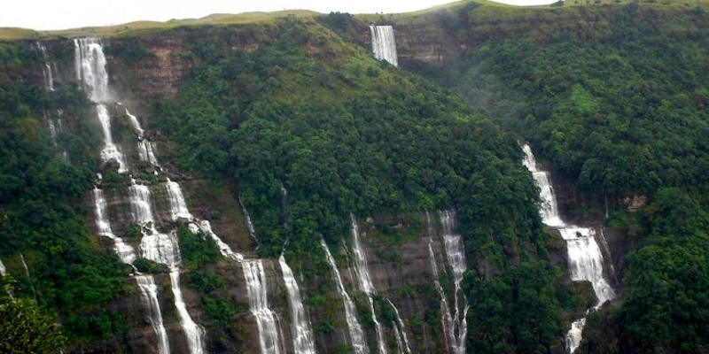 Seven Sisters Waterfalls