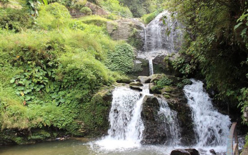 Whistling Cascade
